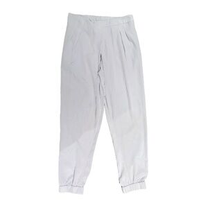 𝅺topshop Pleated Trousers silk feel Size 4